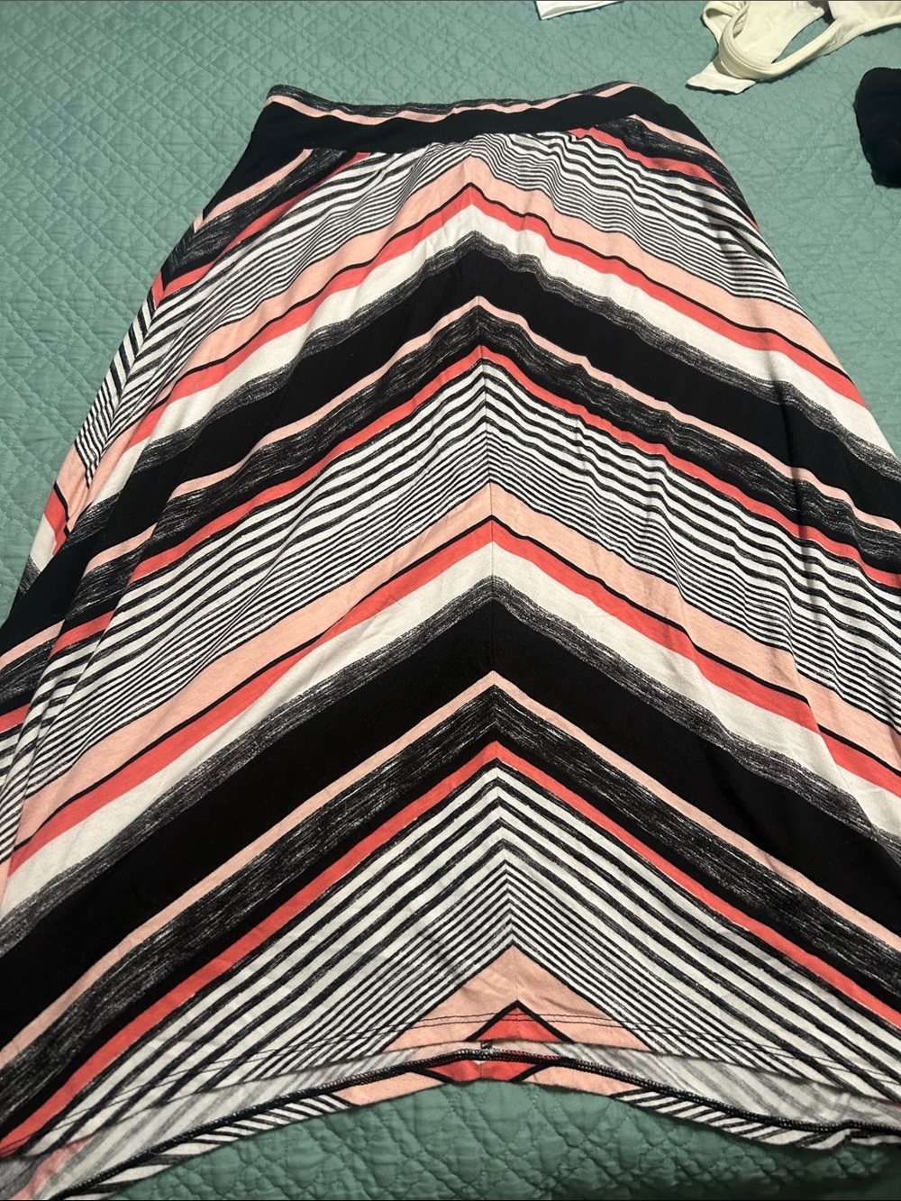 Faded Glory Black, Coral & White Striped Chevron Maxi